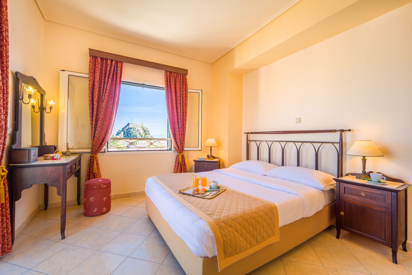 Arcadion - Double Liston view